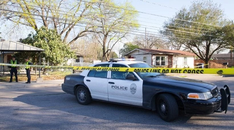 Δύο άνδρες τραυματίστηκαν σοβαρά από νέα πακέτα βόμβες στο Όστιν